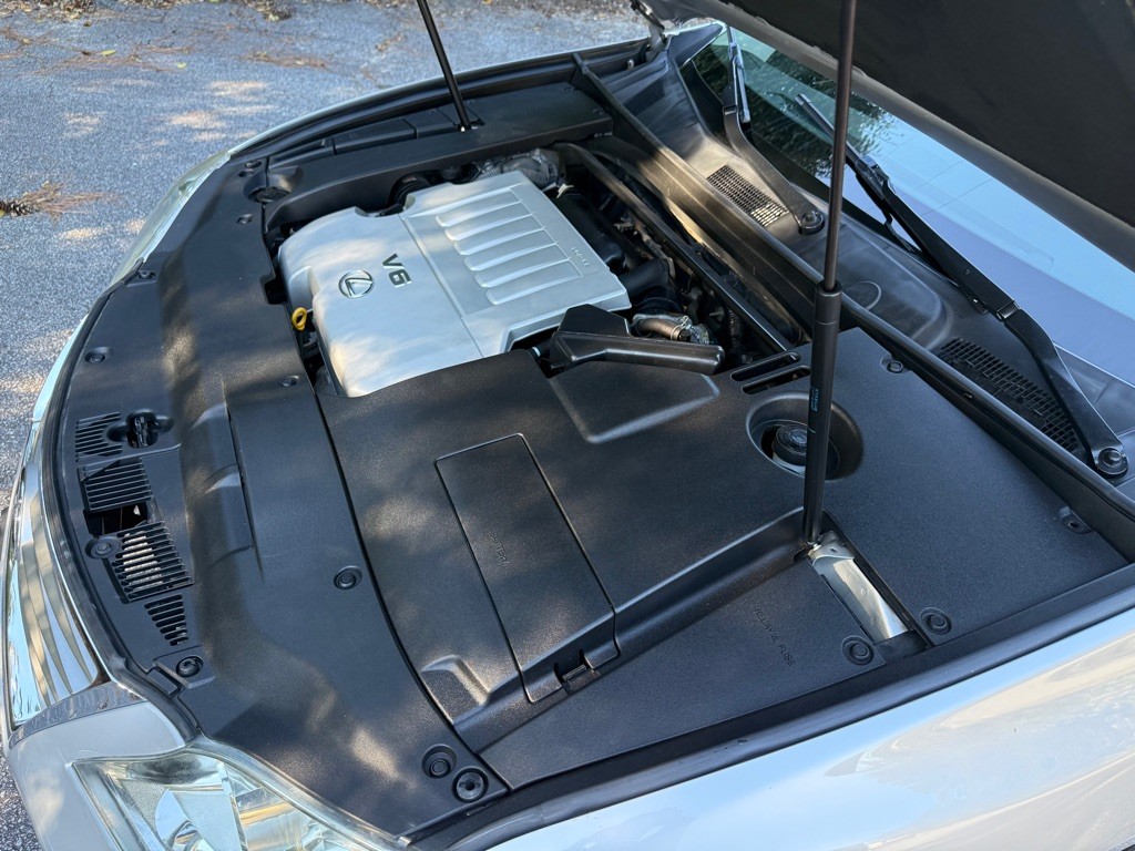 2010 Lexus ES Image 25