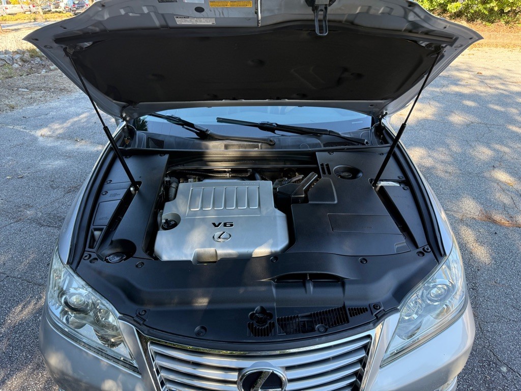 2010 Lexus ES Image 26