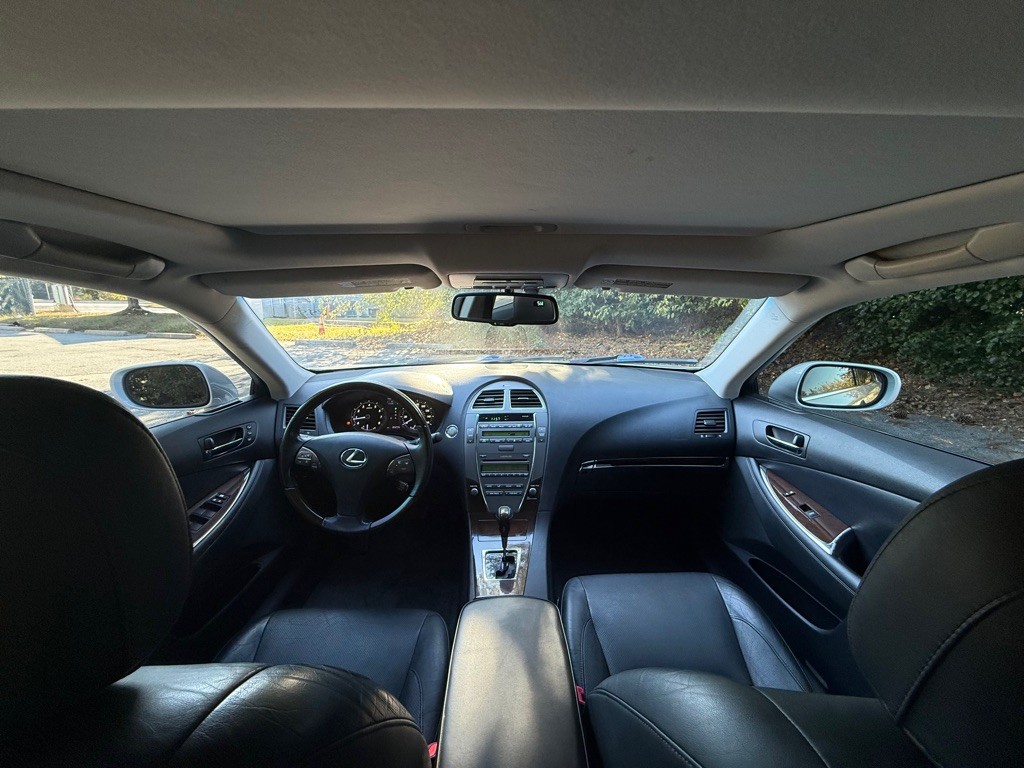 2010 Lexus ES Image 49