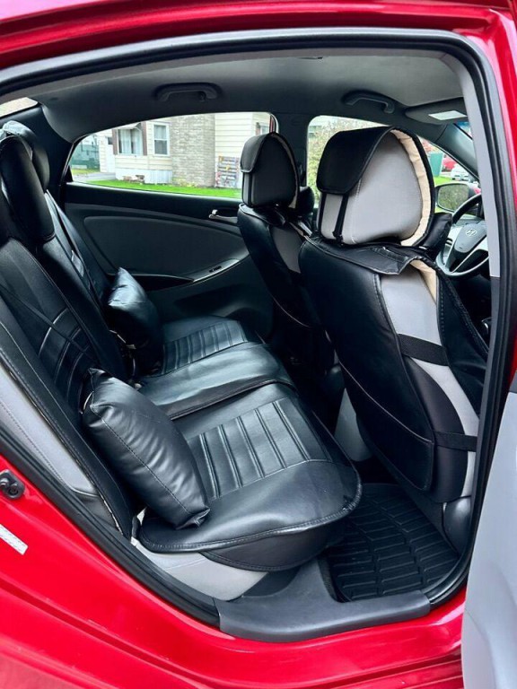 2017 Hyundai Accent Image 10