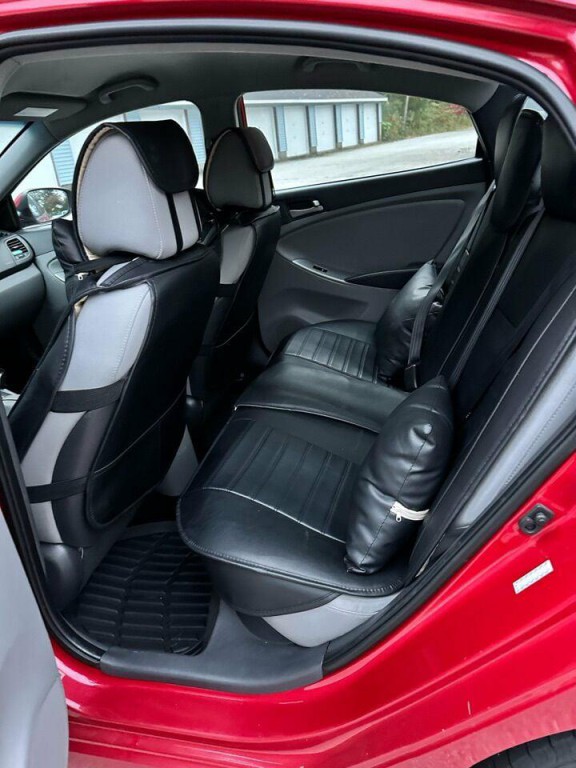 2017 Hyundai Accent Image 13