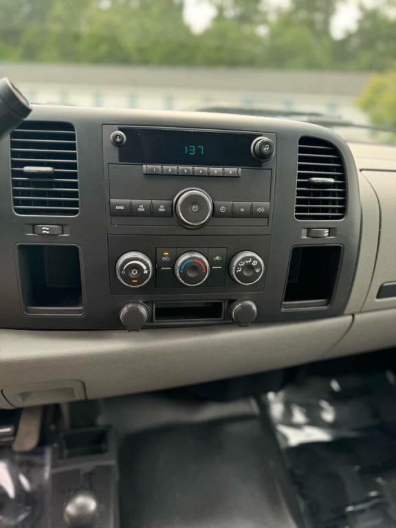 2007 GMC Sierra 1500 Image 13