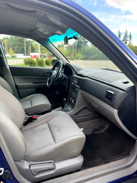 2004 Subaru Forester Image 10