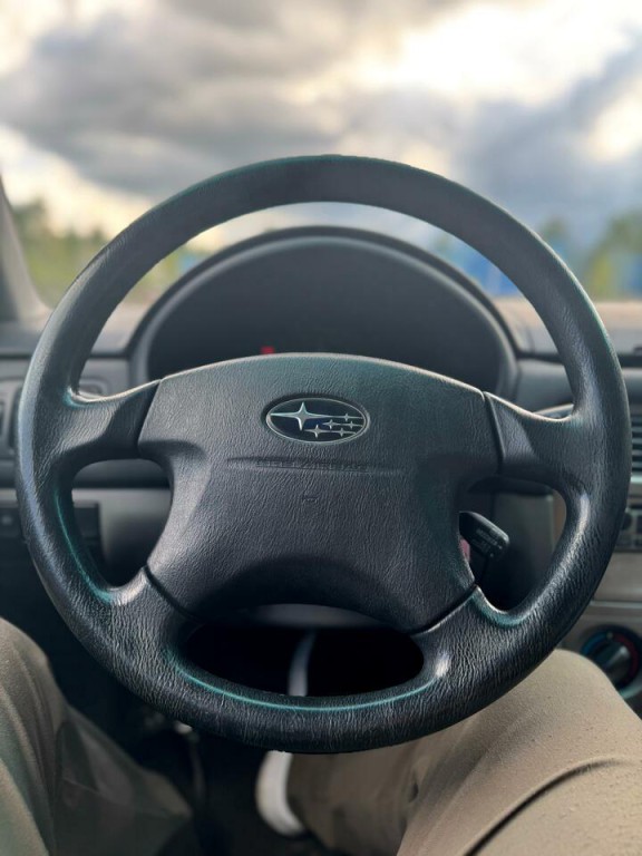 2004 Subaru Forester Image 17