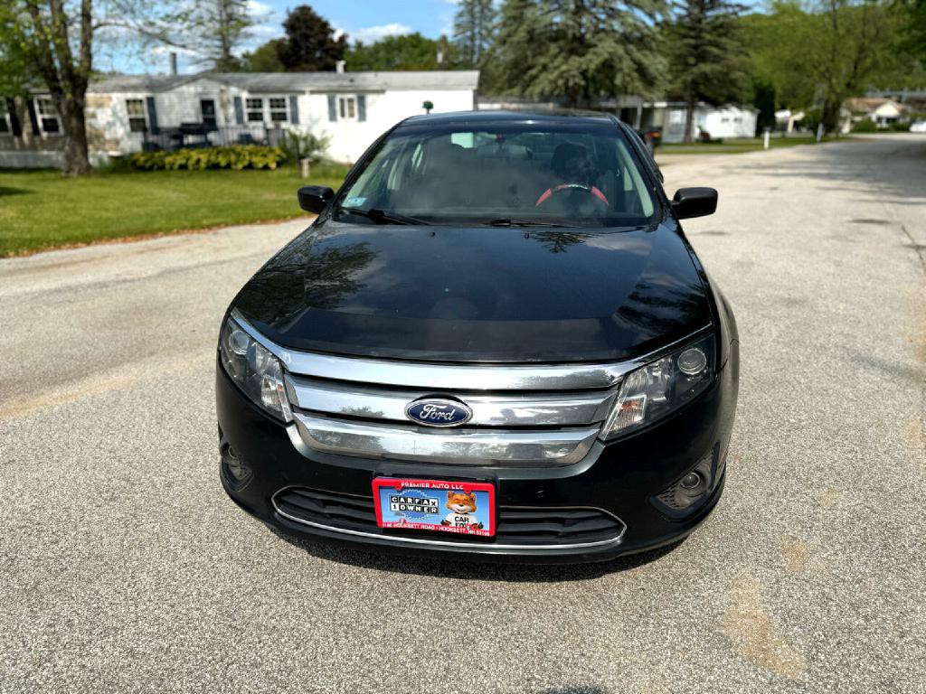 2010 Ford Fusion Image 2