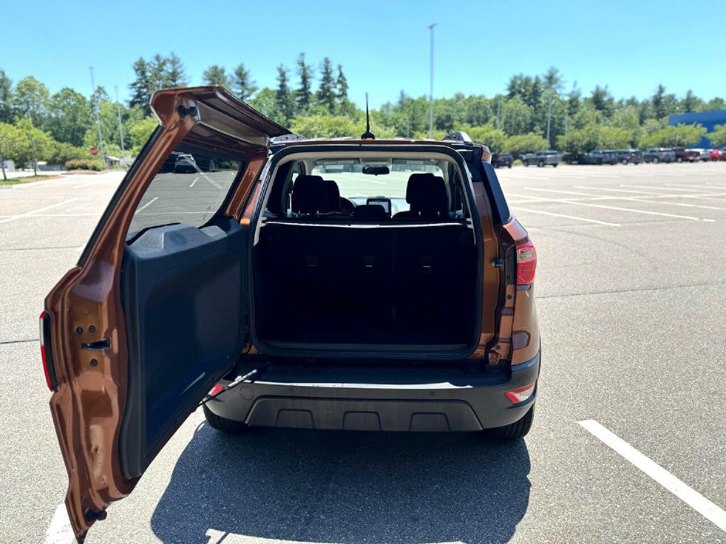 2018 Ford Econoline Image 12