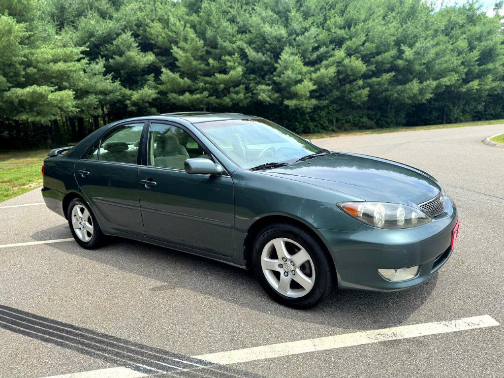 2005 Toyota Camry Image 8