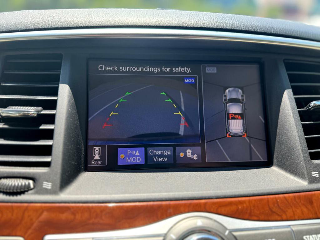 2018 INFINITI QX80 Image 21