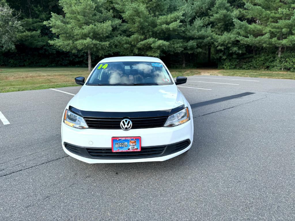 2014 Volkswagen Jetta Image 2