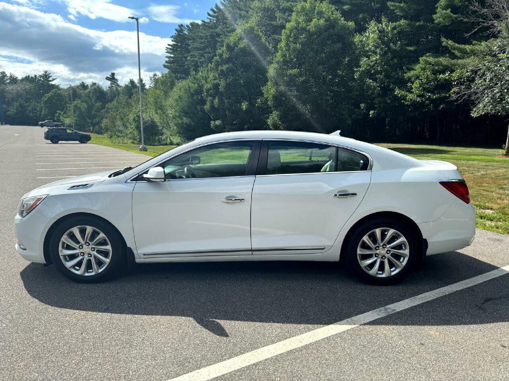 2014 Buick Lacrosse Image 5