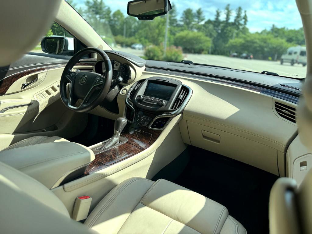 2014 Buick Lacrosse Image 14