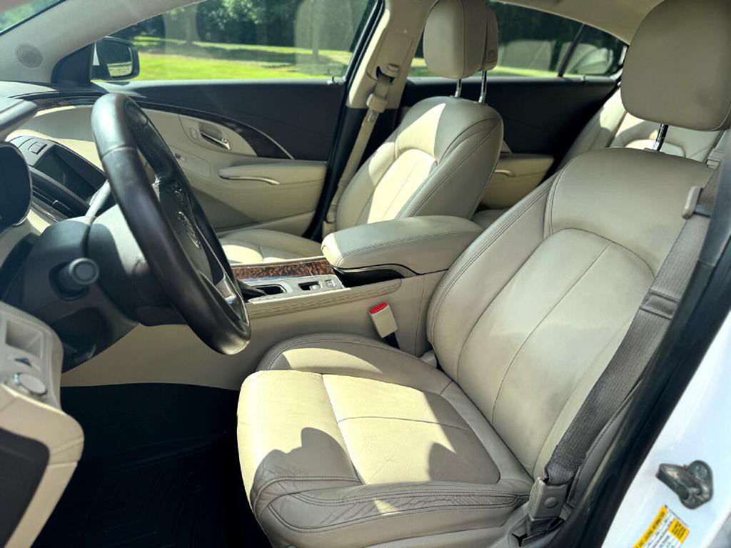 2014 Buick Lacrosse Image 18