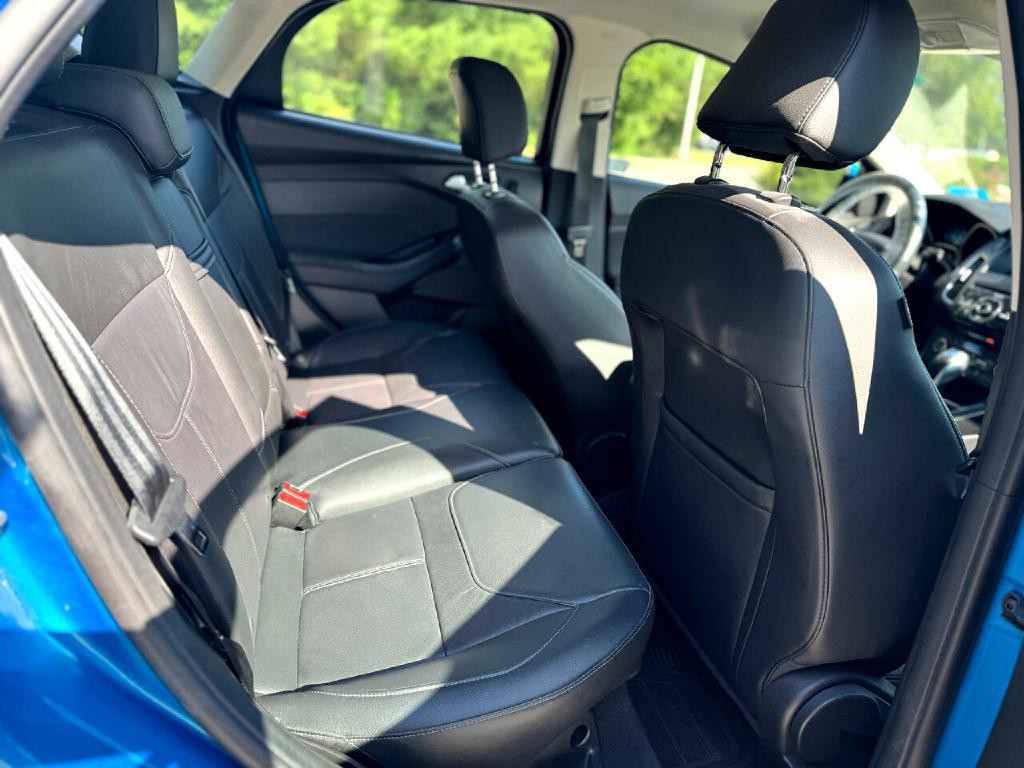 2015 Ford Focus Image 12