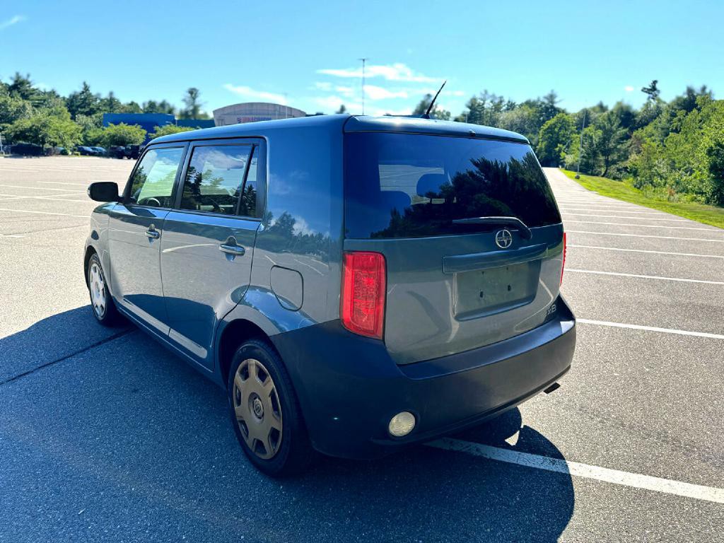 2009 Scion xB Image 4