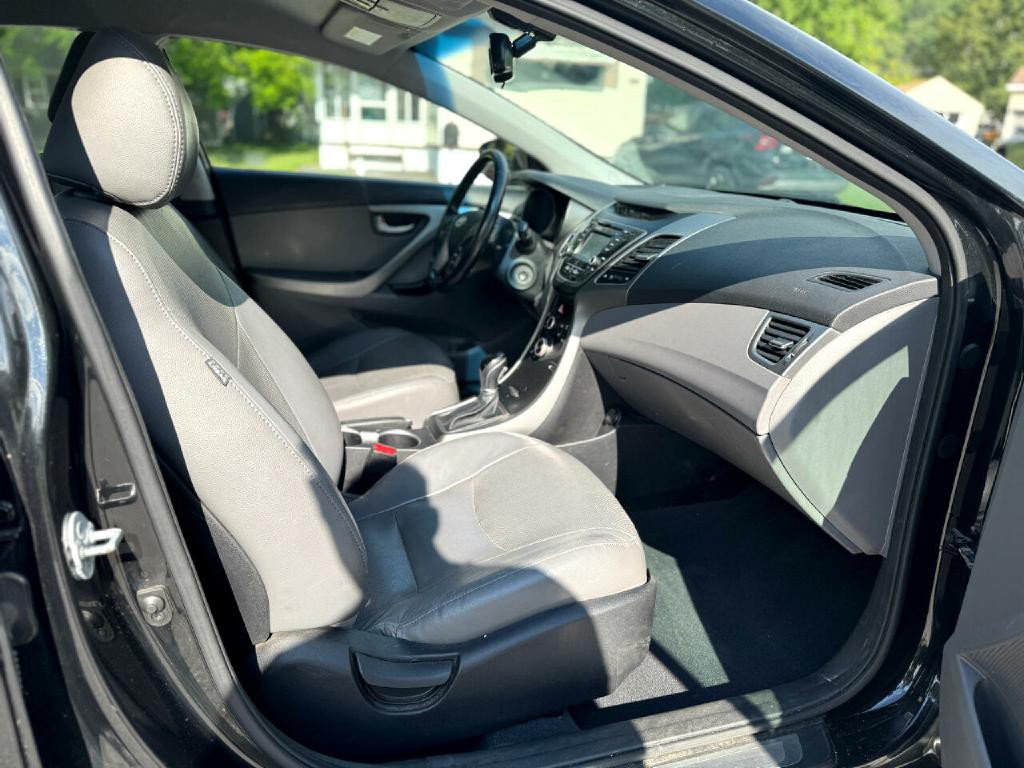 2015 Hyundai Elantra Image 10