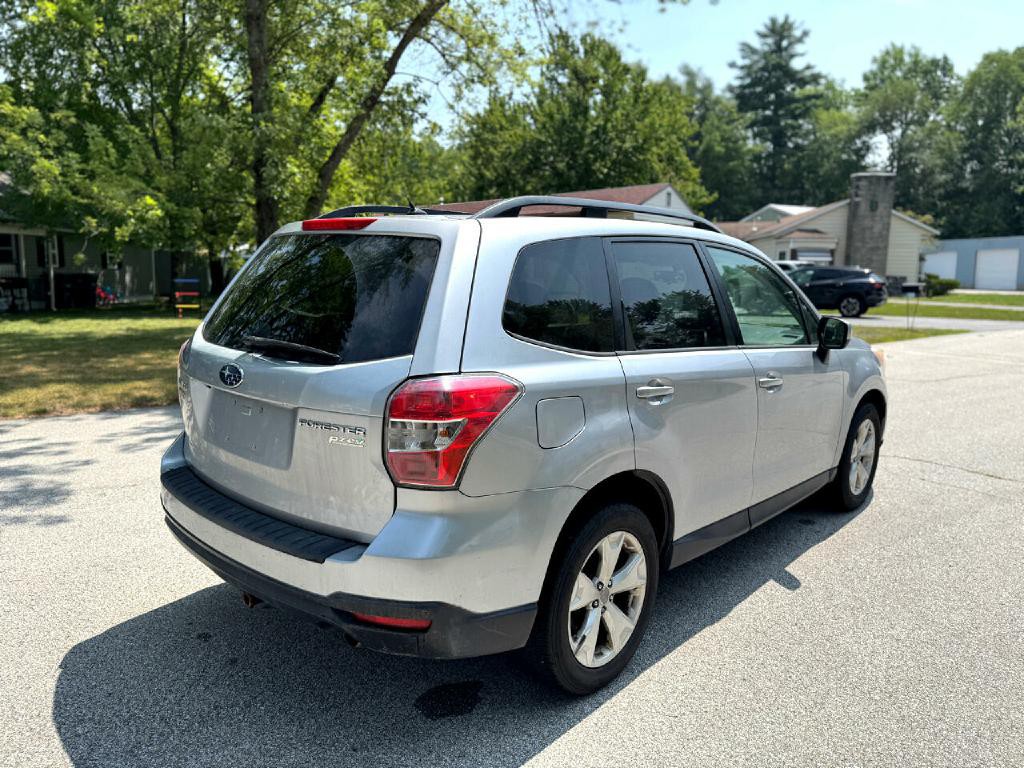 2014 Subaru Forester Image 8