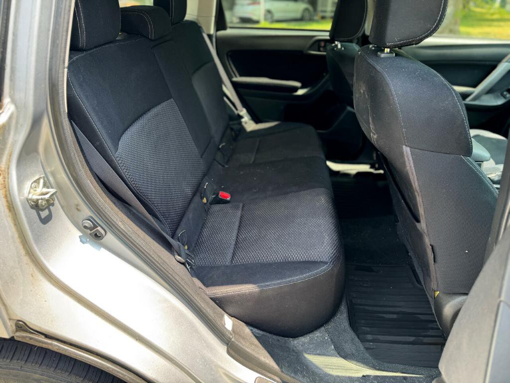 2014 Subaru Forester Image 13