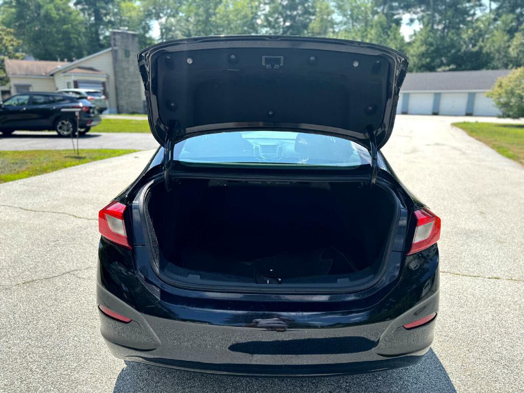 2018 Chevrolet Cruze Image 12