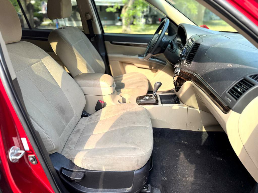 2011 Hyundai Santa Fe Image 10