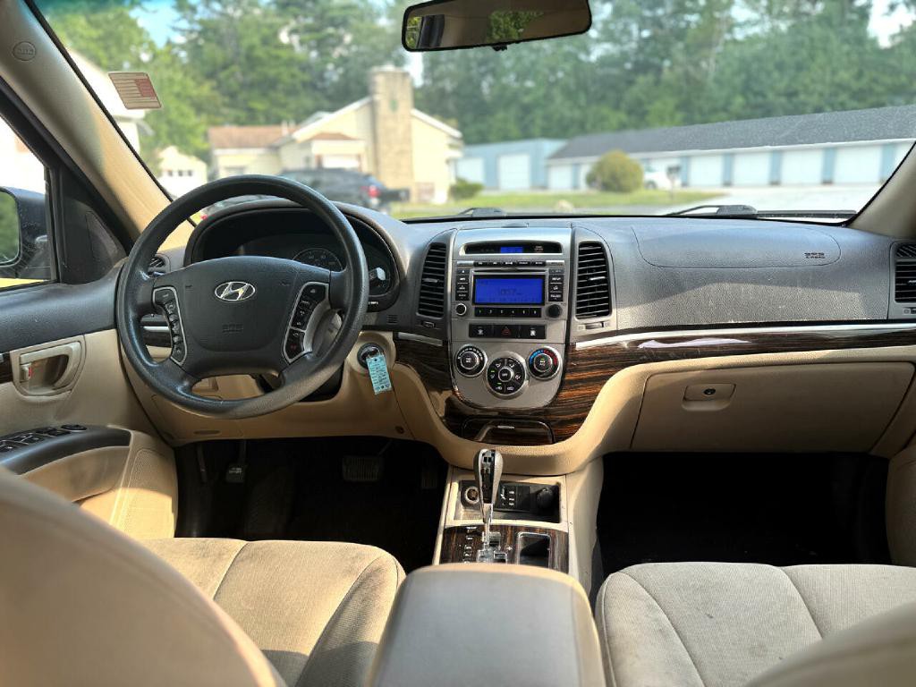 2011 Hyundai Santa Fe Image 12