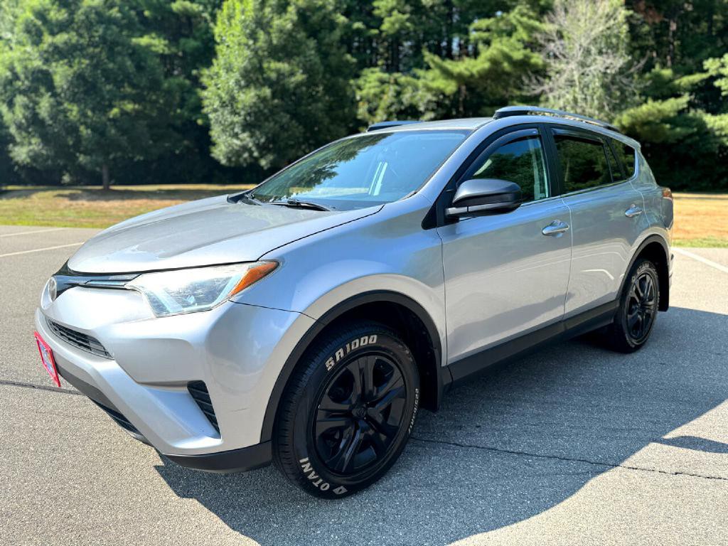 2017 Toyota Rav4 Image 3