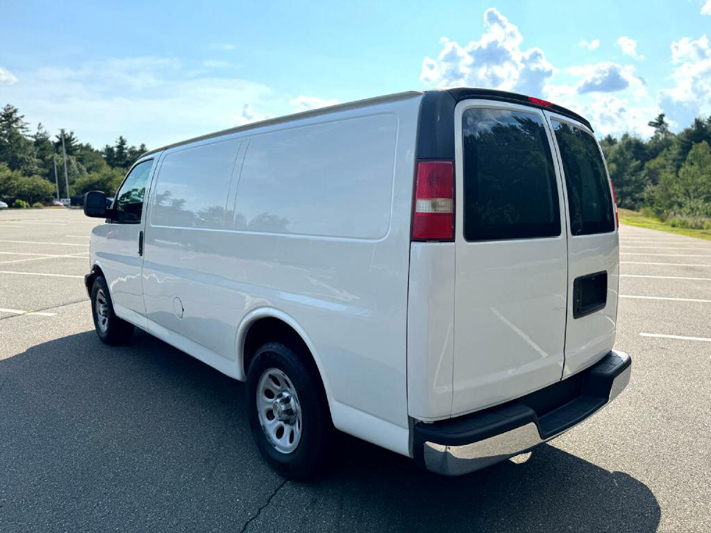 2013 Chevrolet Express Image 6