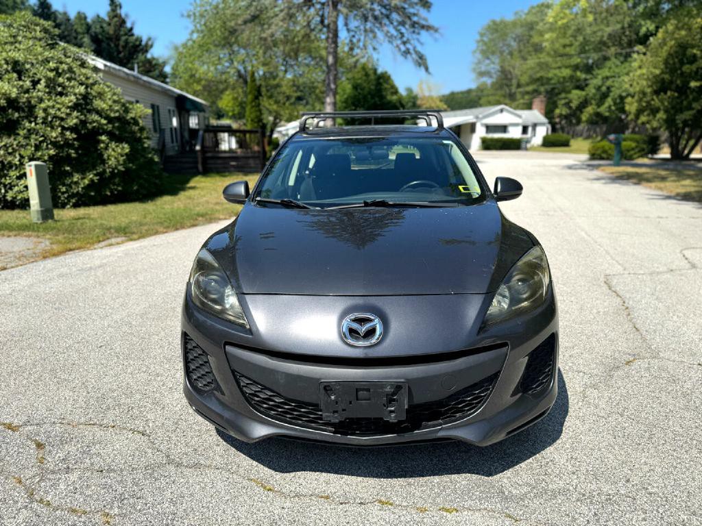 2013 Mazda Mazda3 Image 2