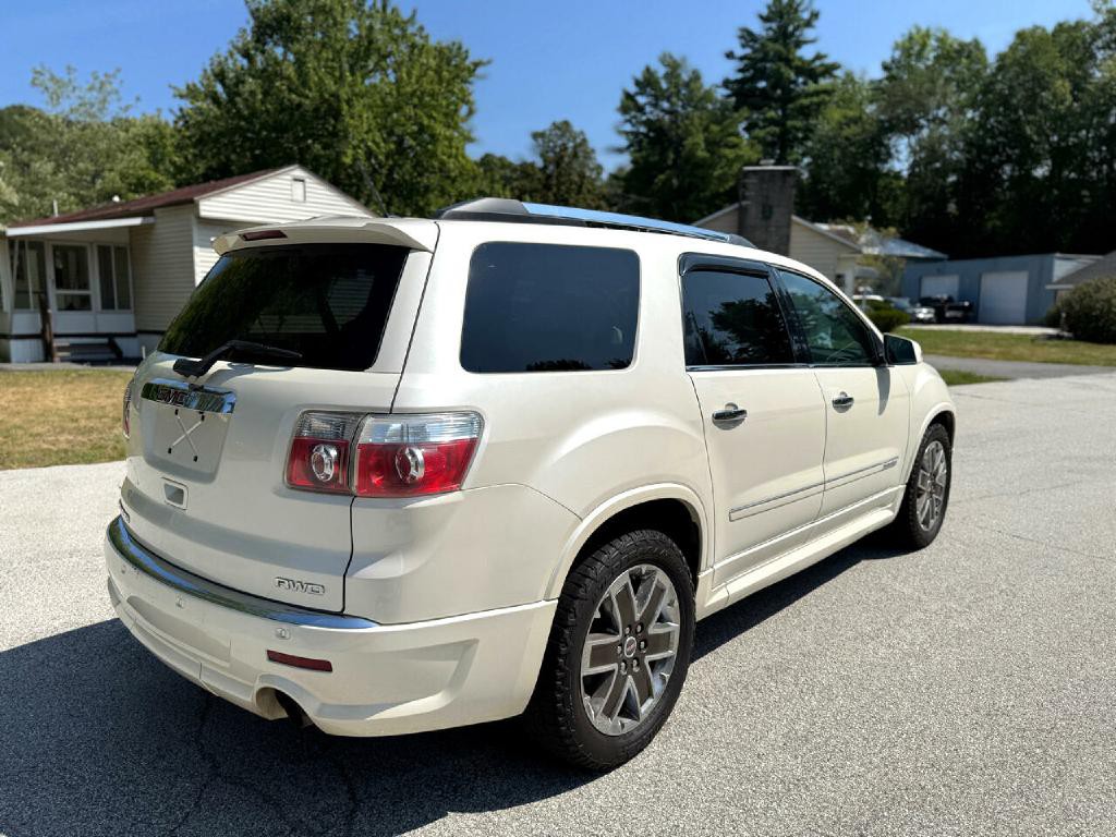 2012 GMC Acadia Image 5