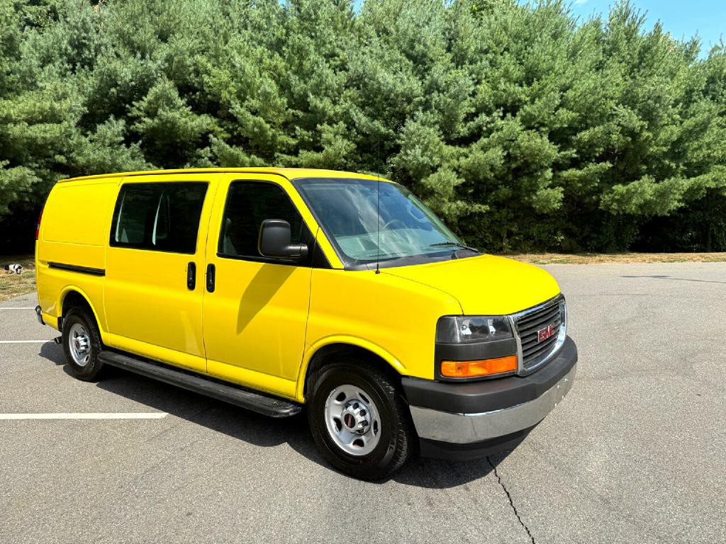 2018 GMC Savana Image 8