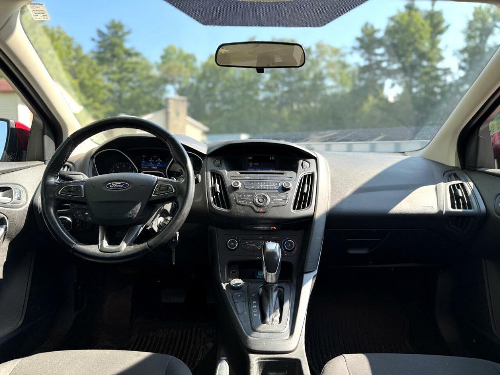2015 Ford Focus Image 11