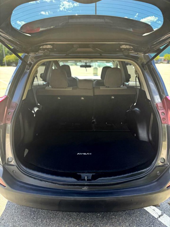 2013 Toyota Rav4 Image 11