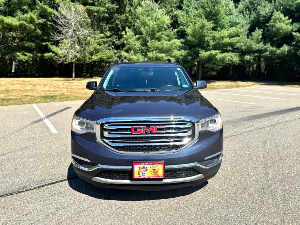 2018 GMC Acadia Image 2