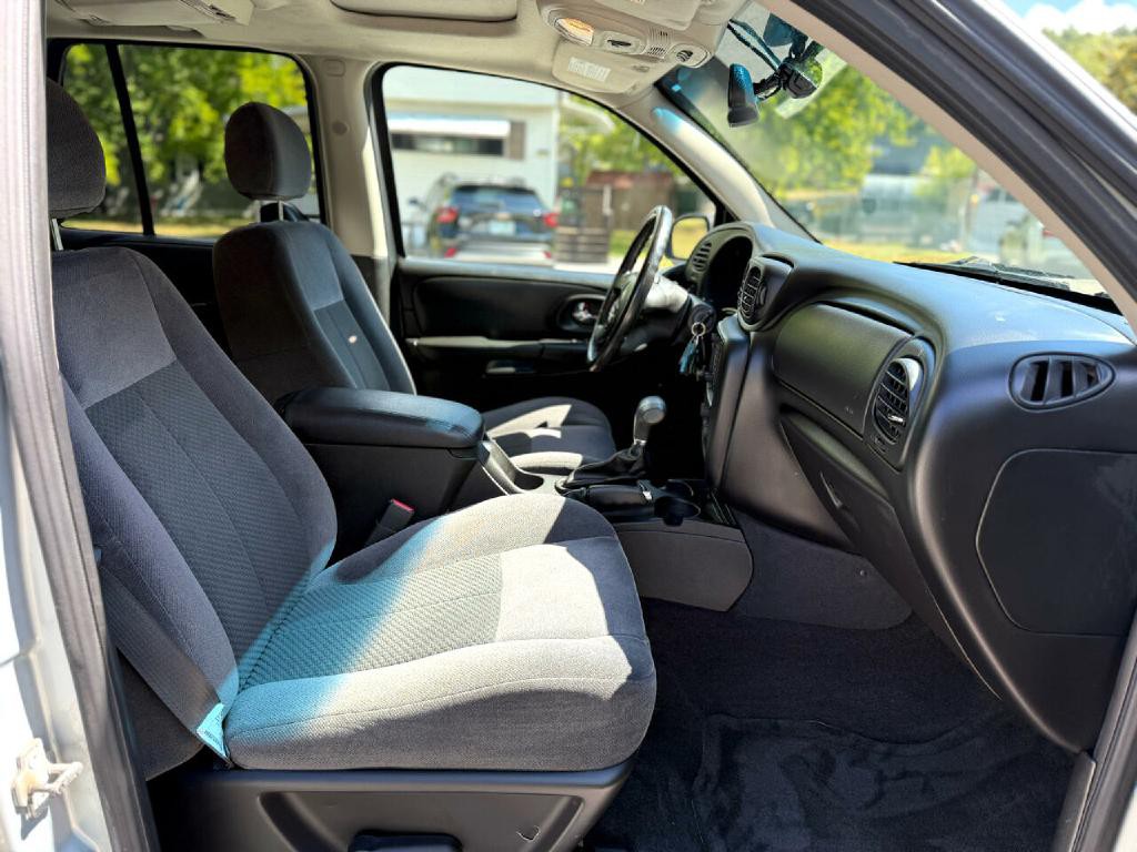 2007 Chevrolet Trailblazer Image 8