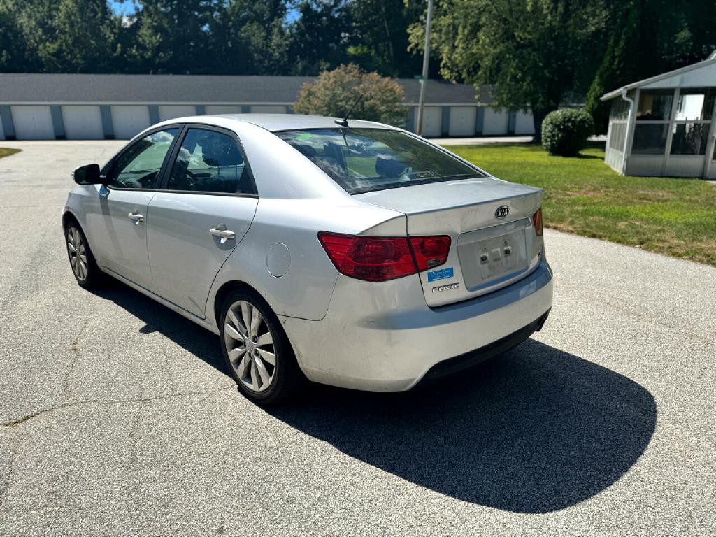 2010 Kia Forte Image 3