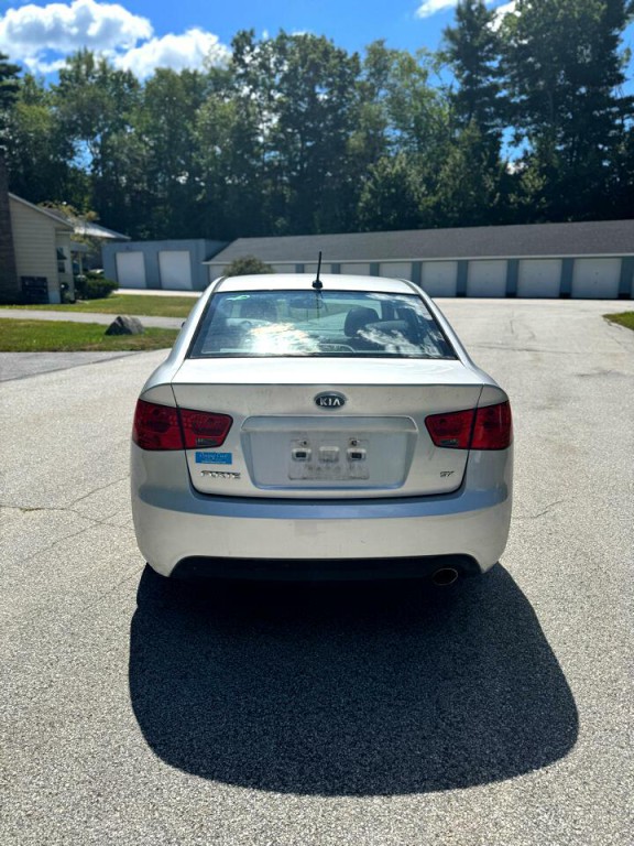 2010 Kia Forte Image 4