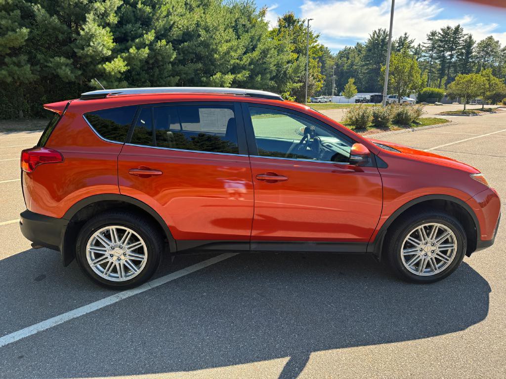 2015 Toyota Rav4 Image 5