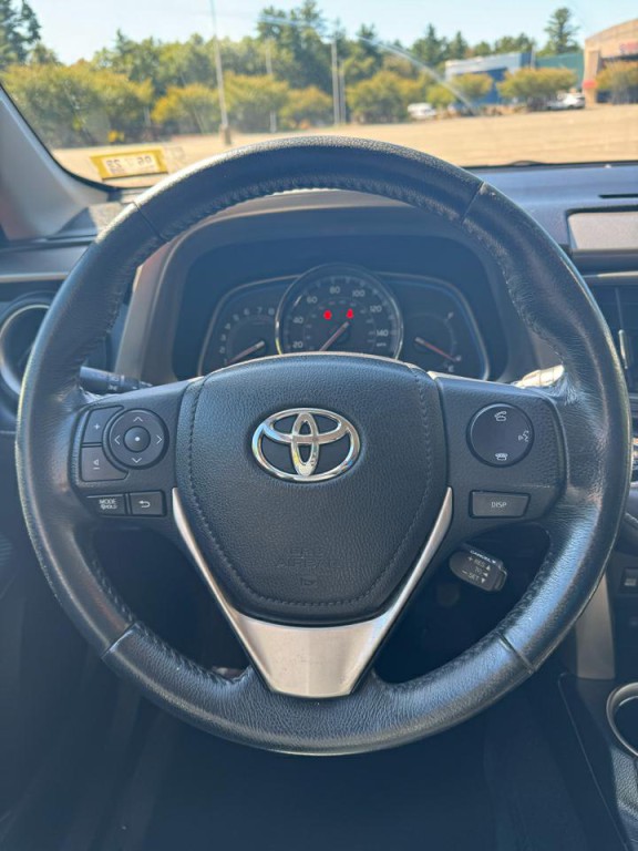 2015 Toyota Rav4 Image 10