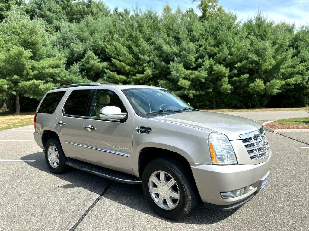 2009 Cadillac Escalade Image 9