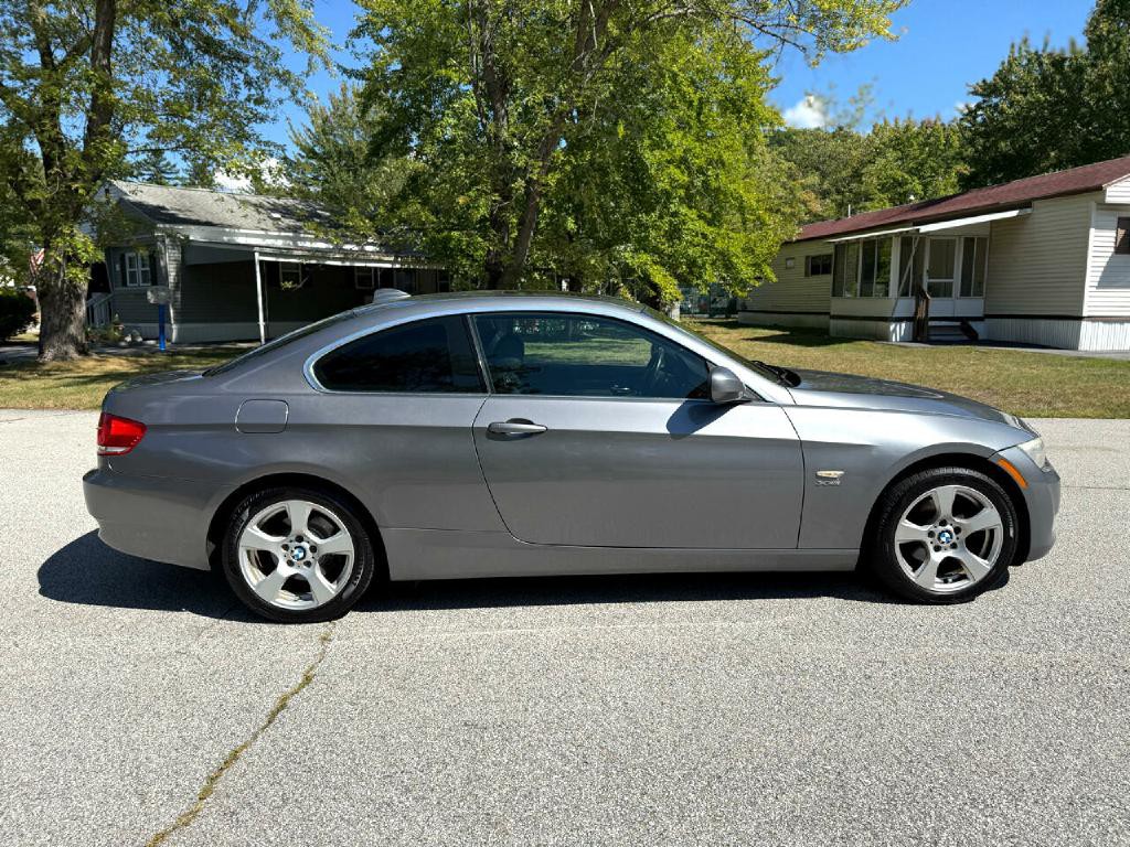 2010 BMW 3 Series Image 9