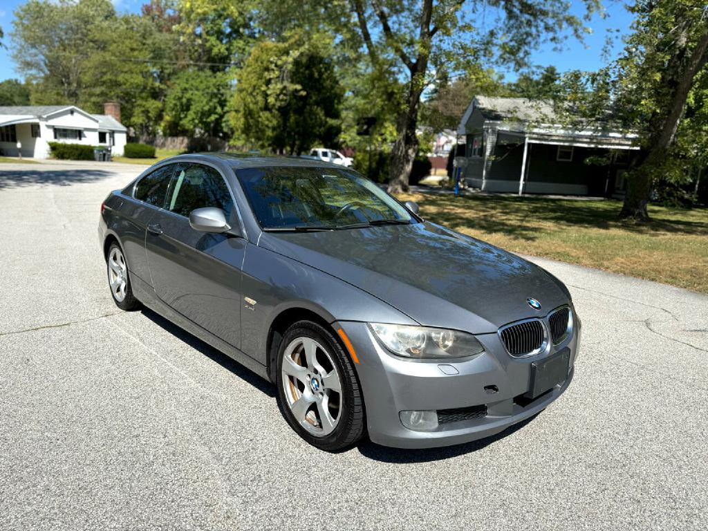2010 BMW 3 Series Image 10