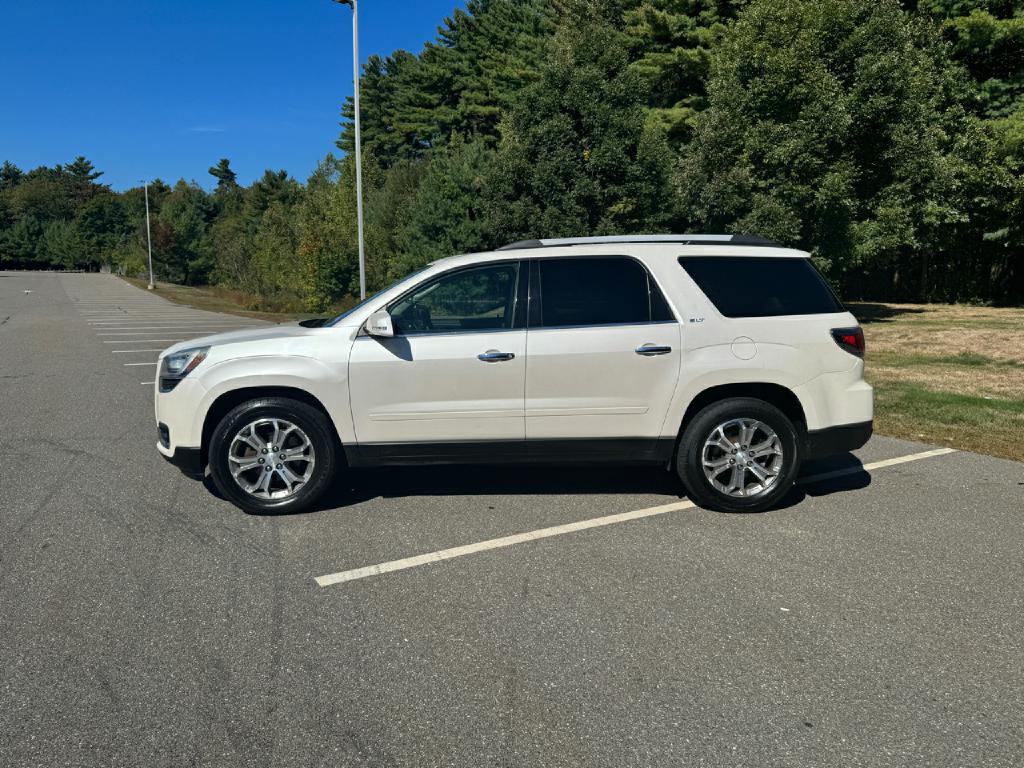2015 GMC Acadia Image 2