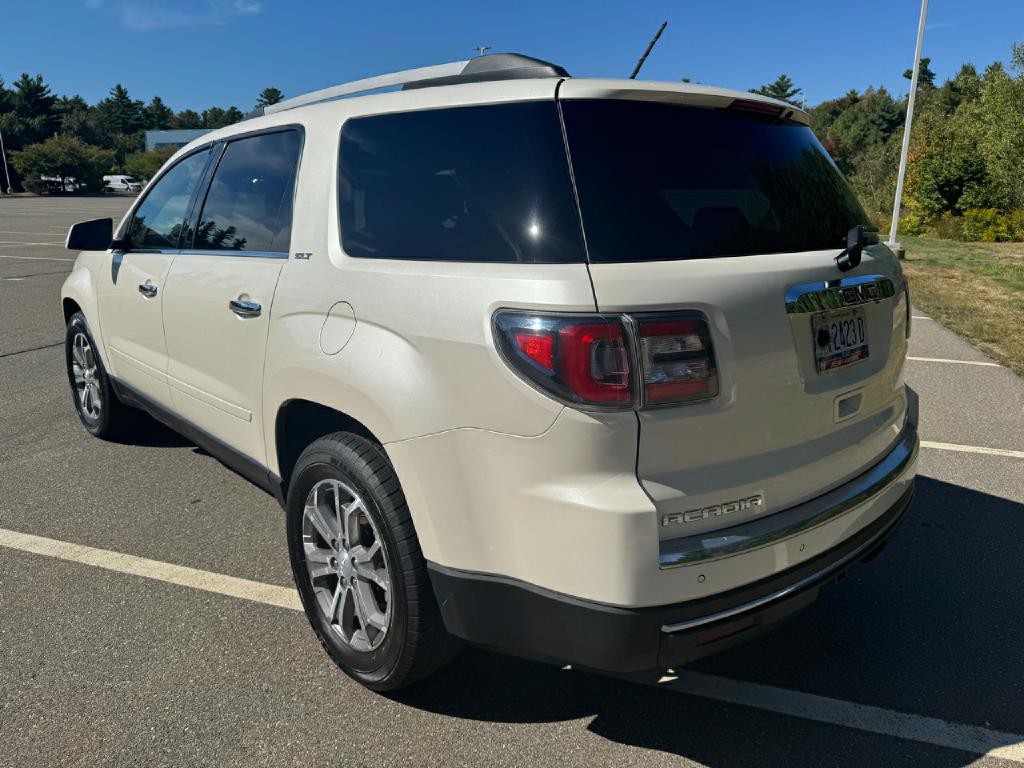 2015 GMC Acadia Image 3