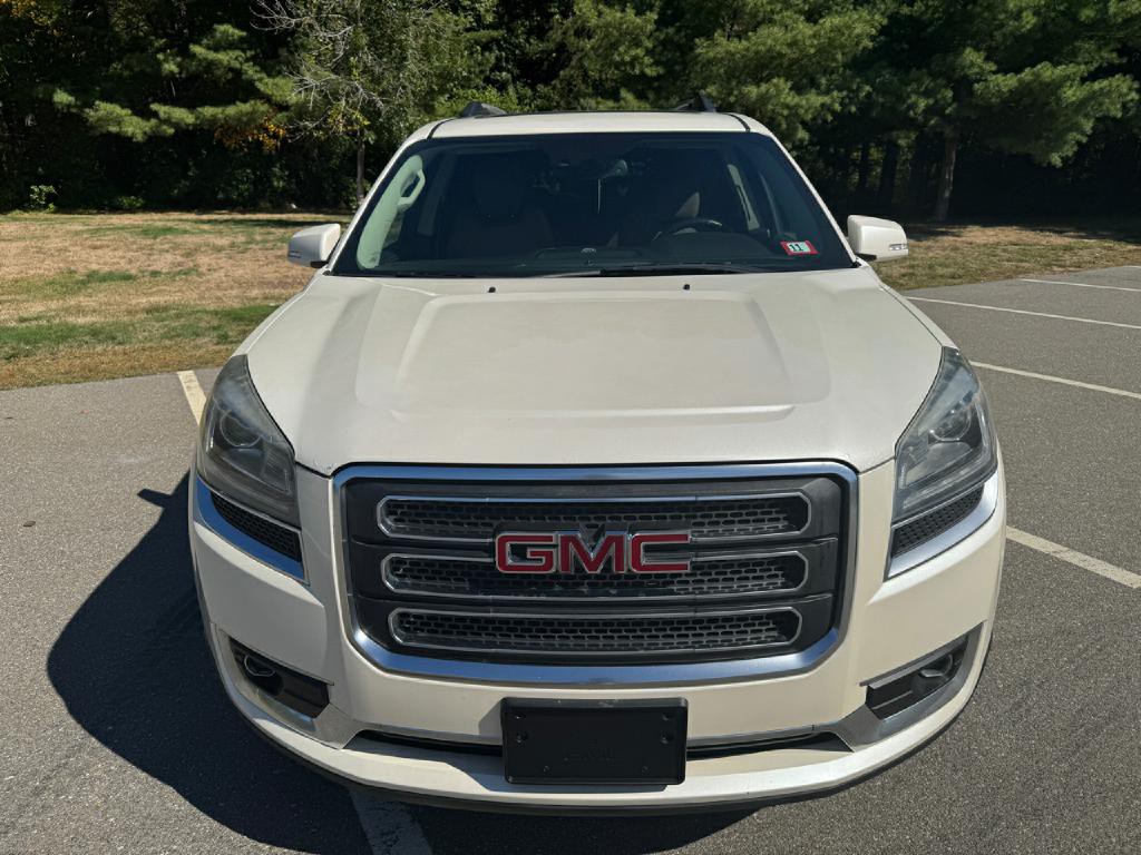 2015 GMC Acadia Image 9