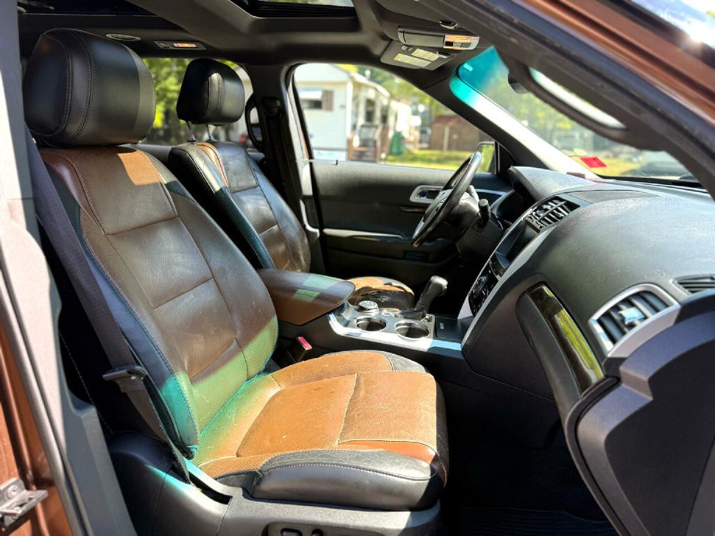 2012 Ford Explorer Image 10
