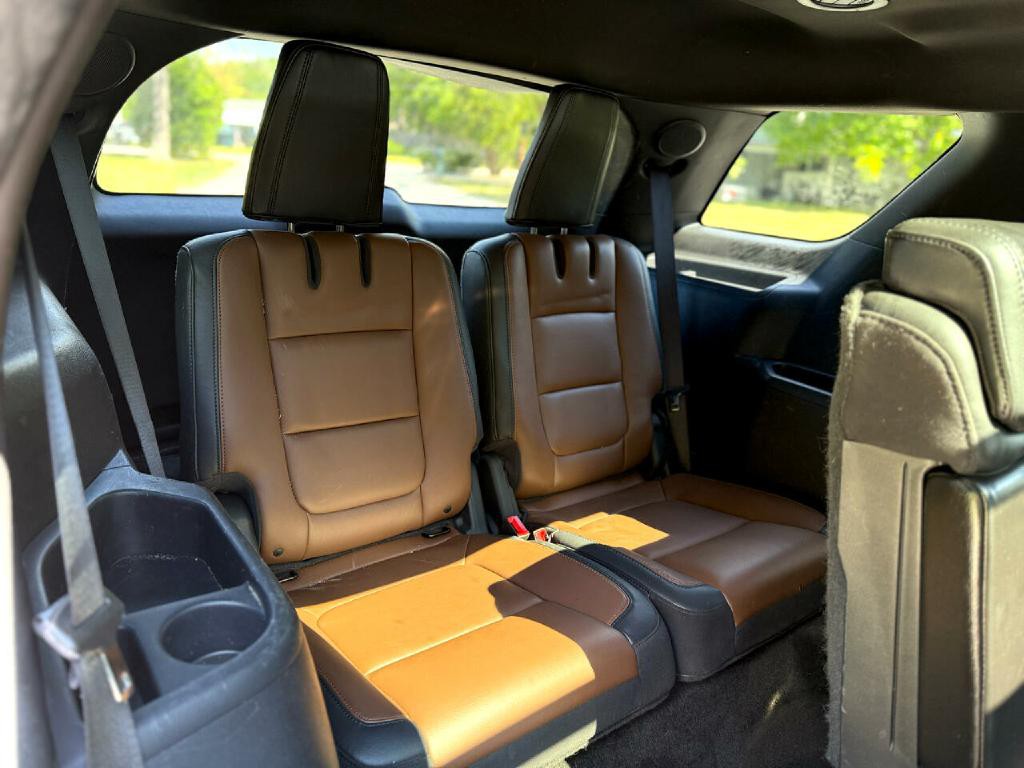 2012 Ford Explorer Image 14