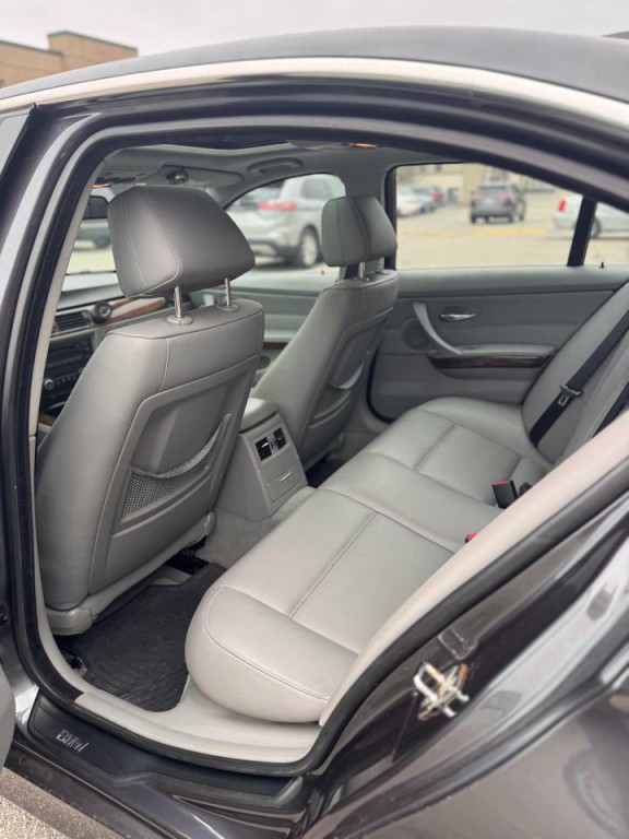 2007 BMW 3 Series Image 8