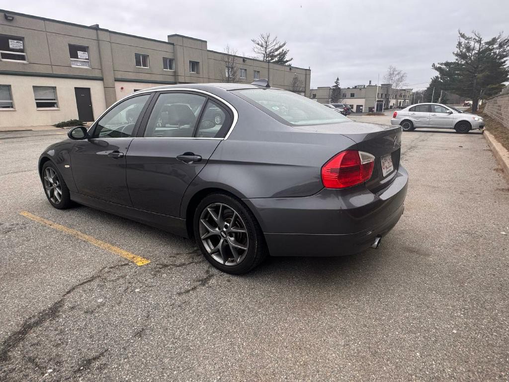 2007 BMW 3 Series Image 21