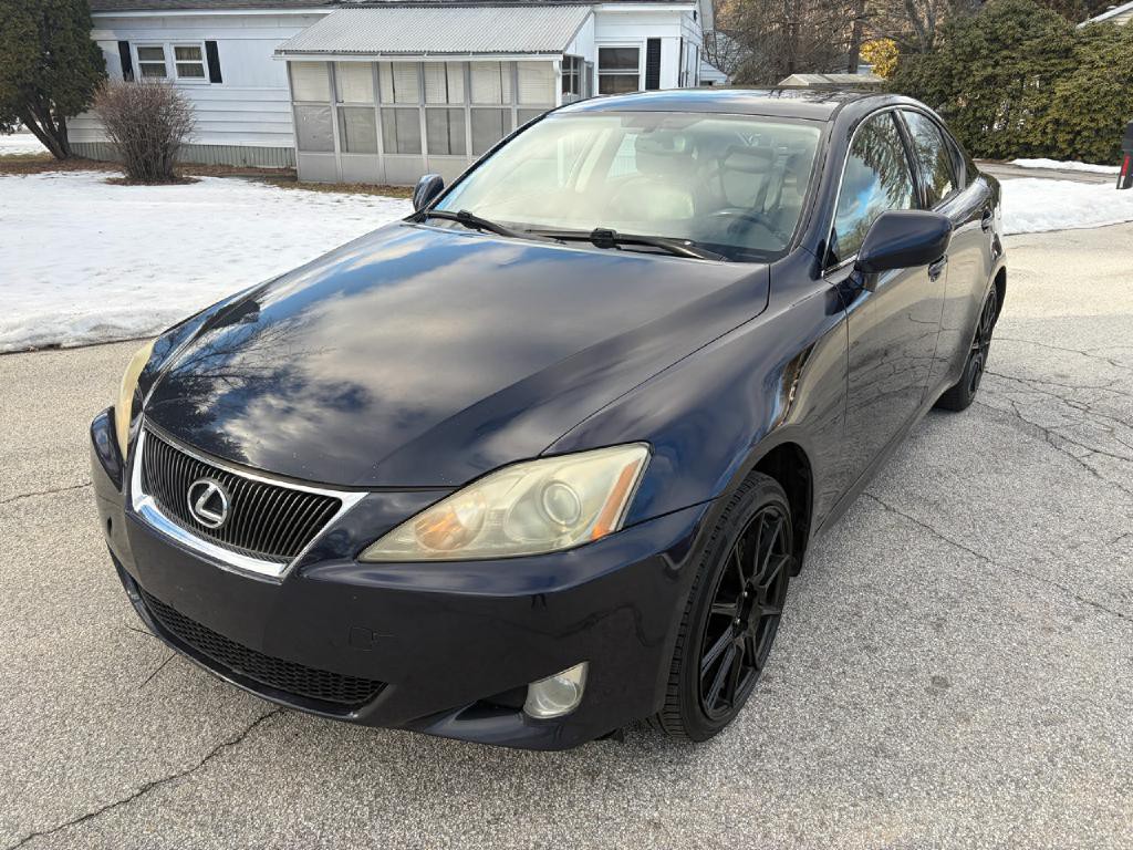 2007 Lexus IS Image 1