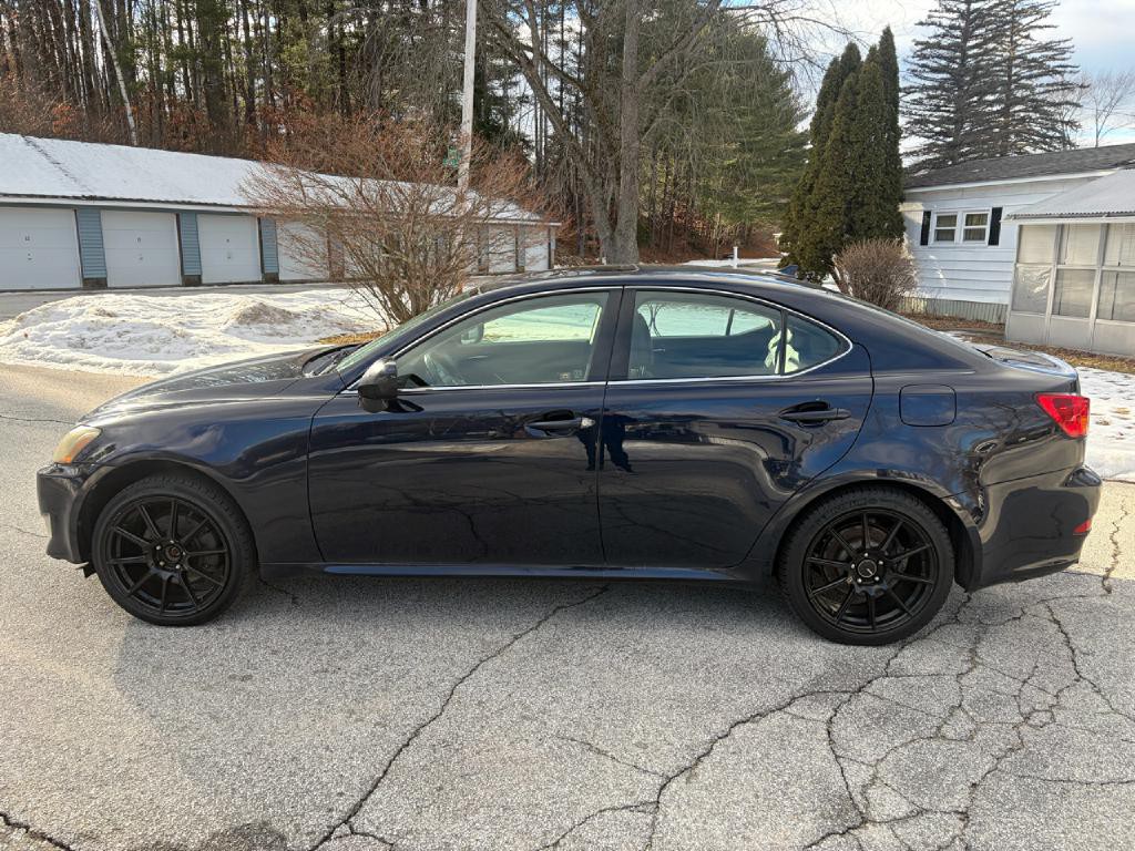 2007 Lexus IS Image 2