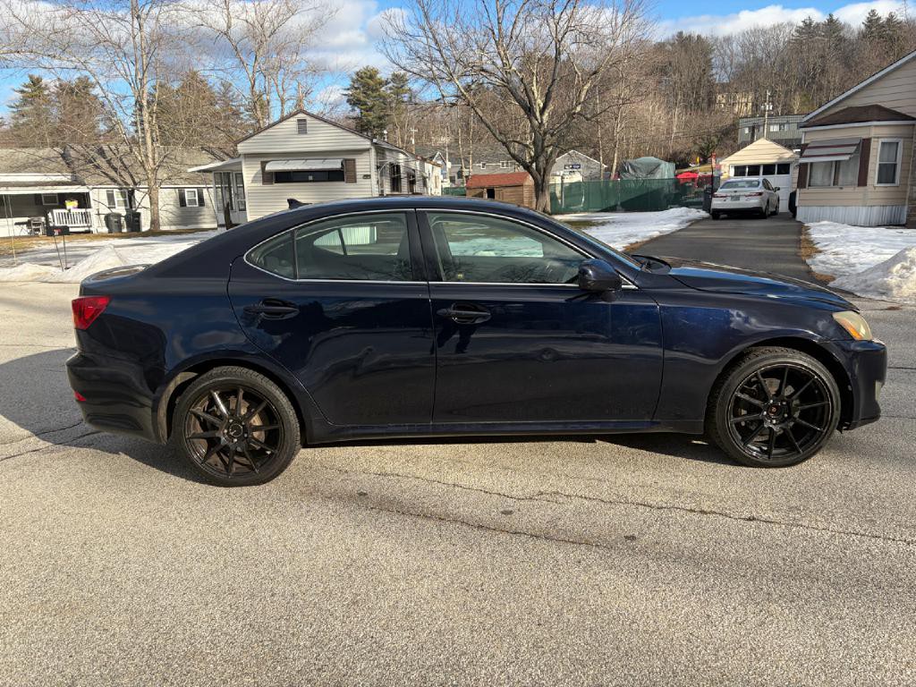 2007 Lexus IS Image 7